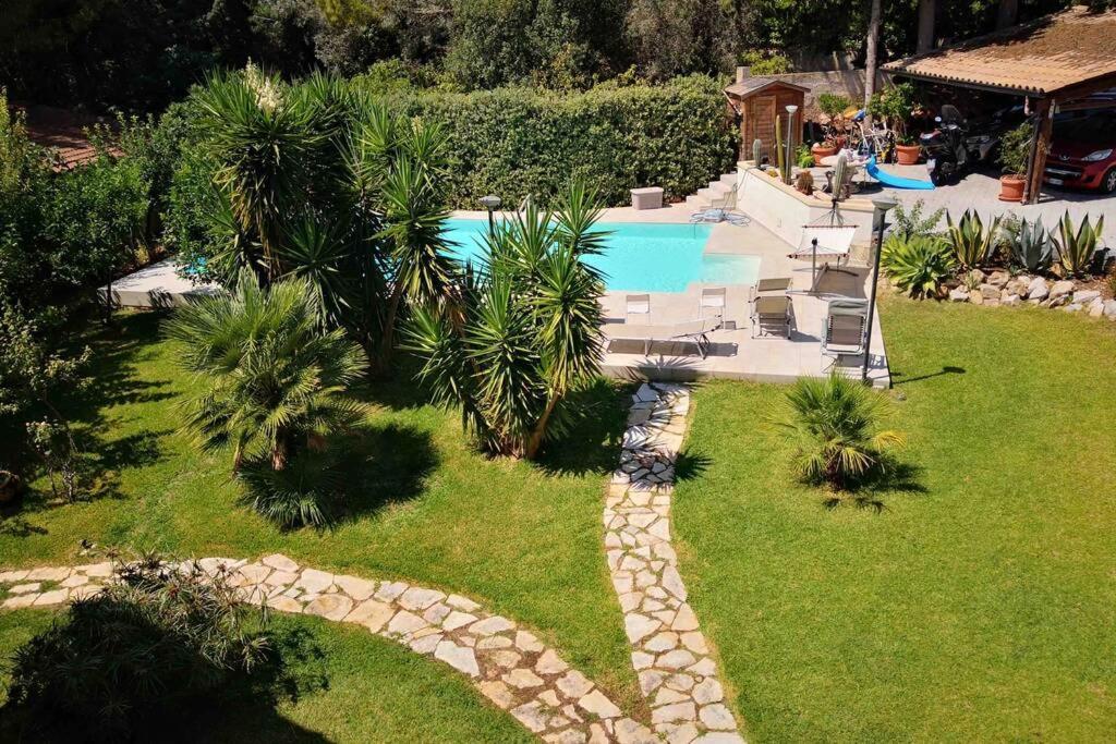 מונריאלה Villa Tiziana מראה חיצוני תמונה