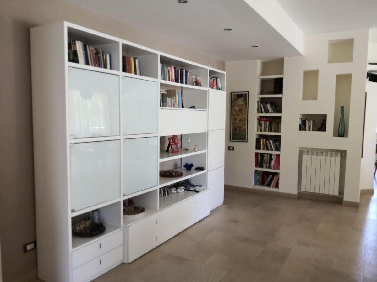מונריאלה Villa Tiziana מראה חיצוני תמונה