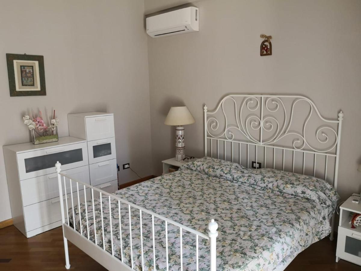 מונריאלה Villa Tiziana מראה חיצוני תמונה