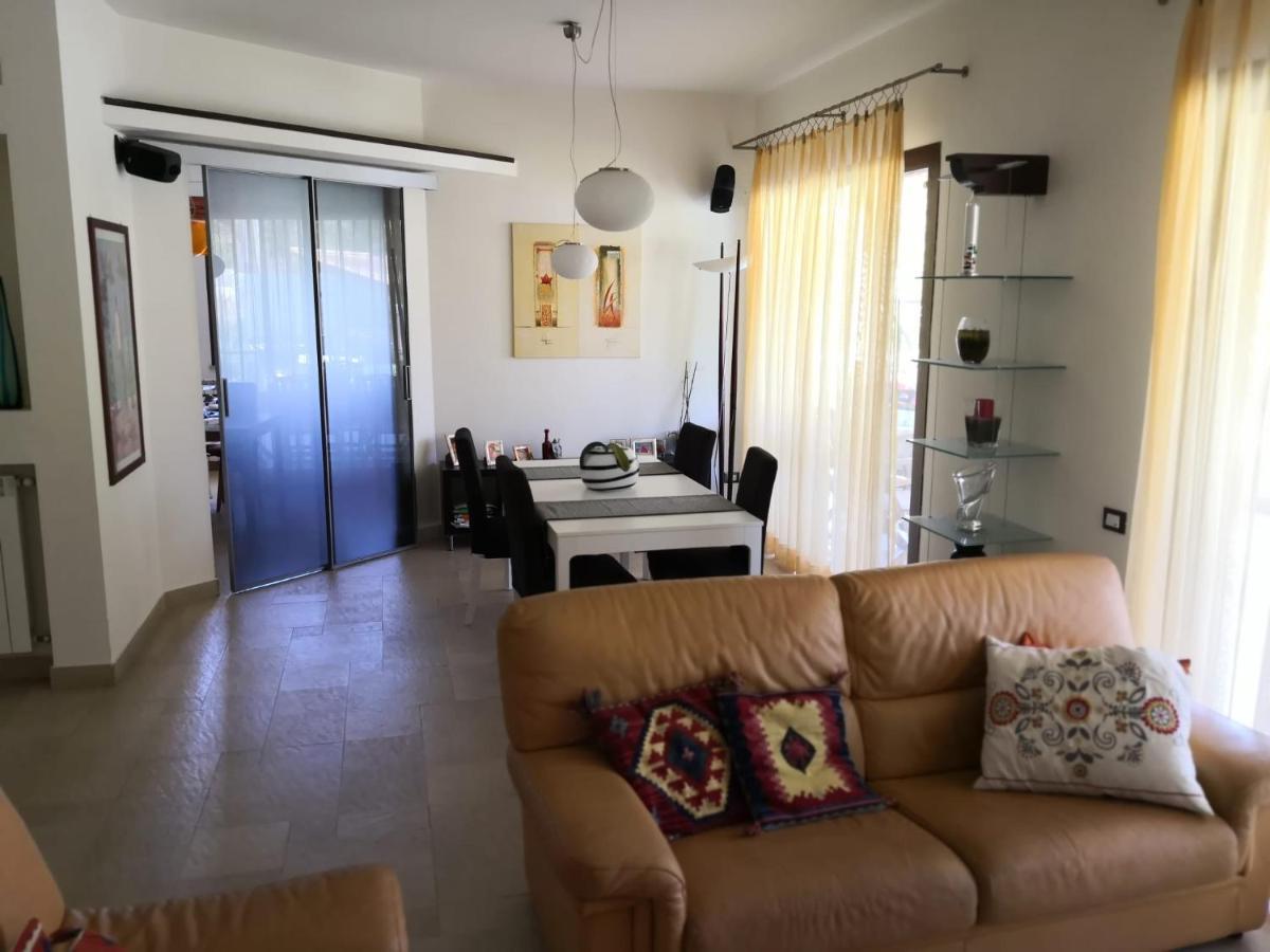 מונריאלה Villa Tiziana מראה חיצוני תמונה